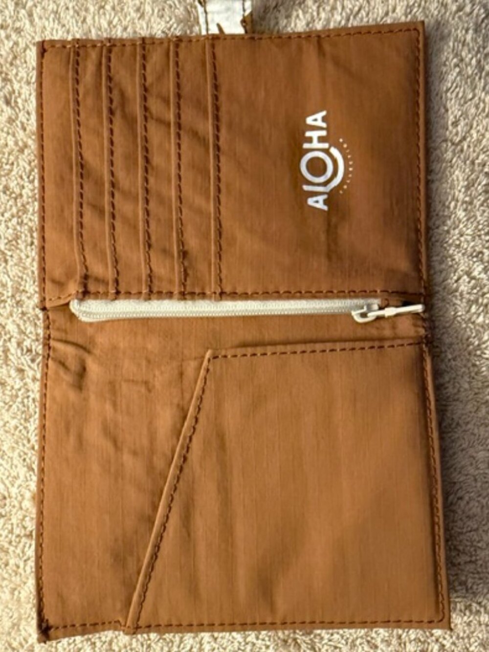 ALOHA Collection Passport Wallet Card Holder Brown White Travel Organizer - Picture 7 of 7